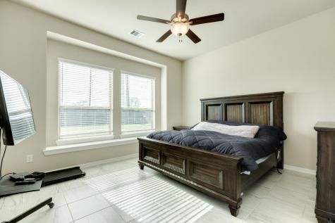 10115 Maclaren Drive Iowa Colony TX 77583