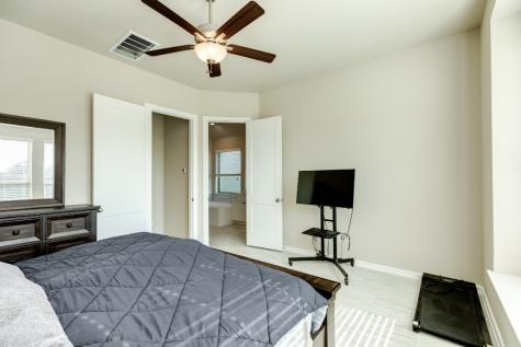 10115 Maclaren Drive Iowa Colony TX 77583