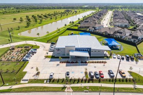 10115 Maclaren Drive Iowa Colony TX 77583