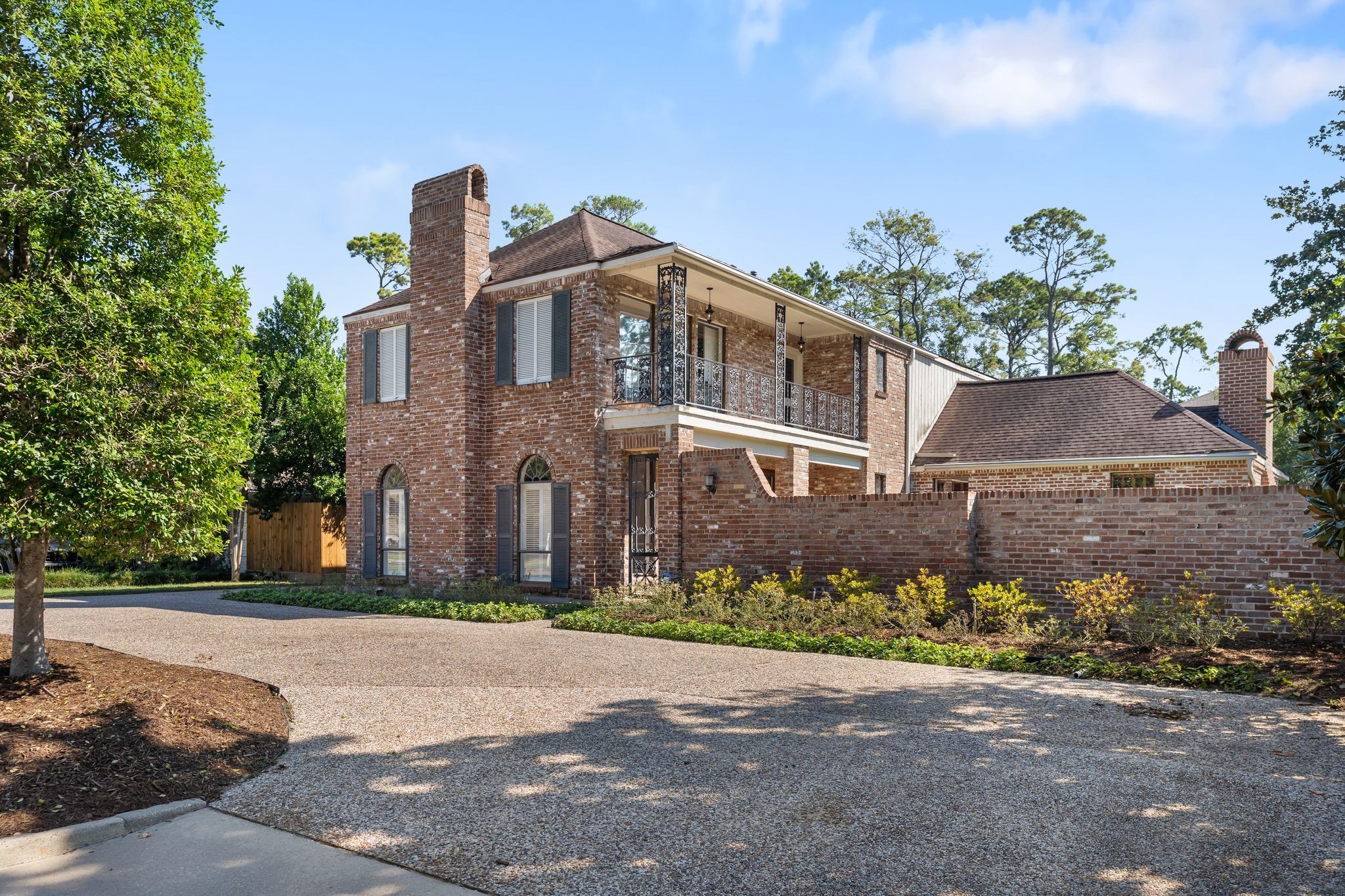 11 Sleepy Oaks Circle Houston TX 77024
