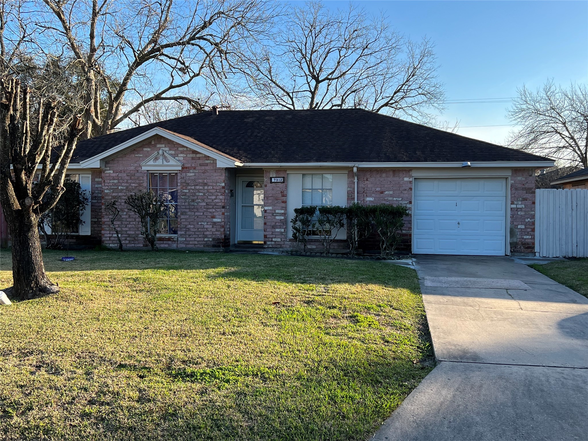 7313 Mallard Drive Texas City TX 77591
