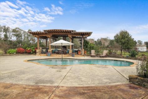 2120 Fm 1406 Road Winnie TX 77665