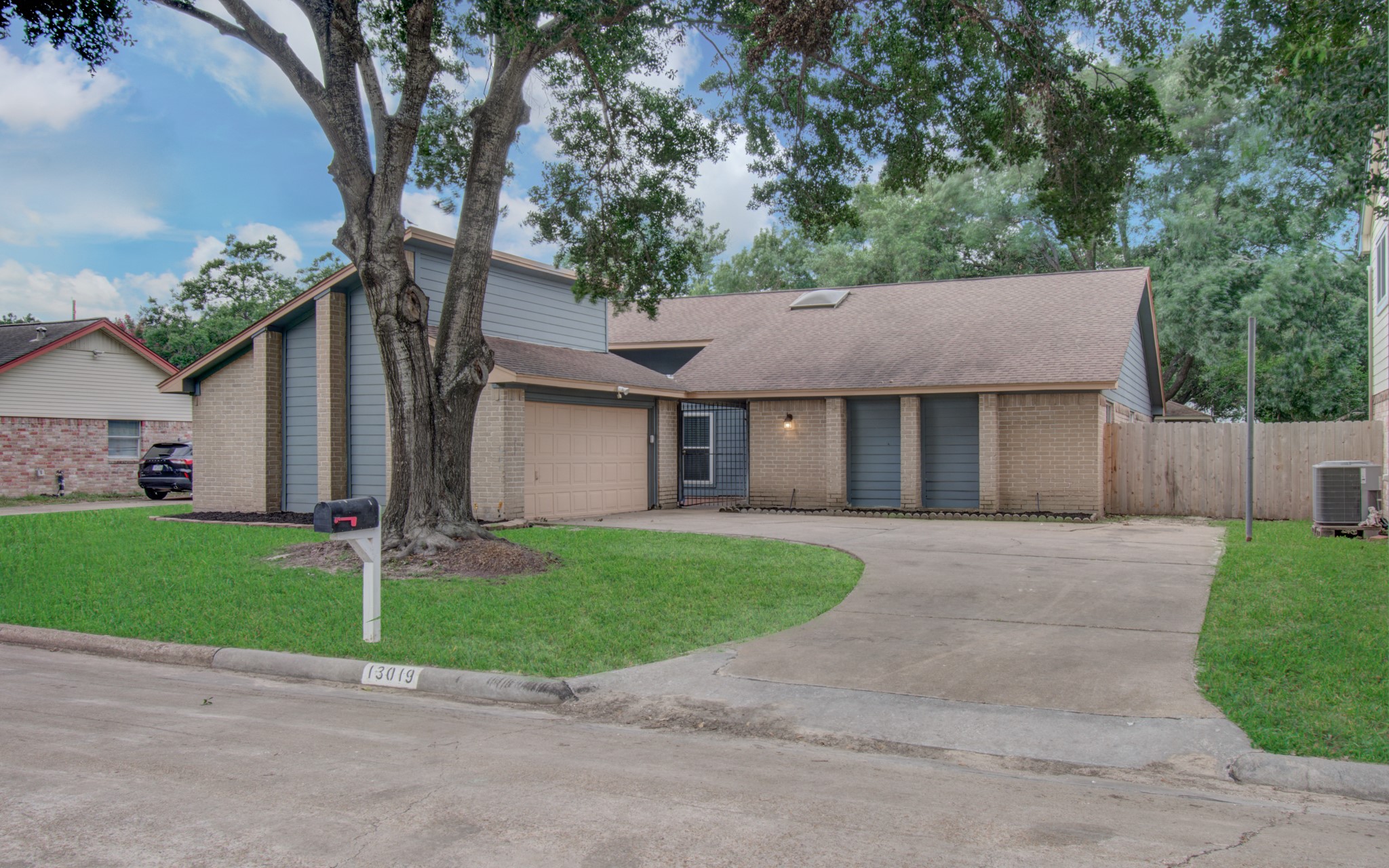 13019 Mills Bend Street Houston TX 77070