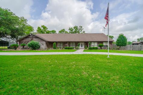 3530 County Road 580 West Columbia TX 77486