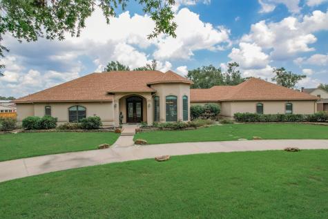 6003 Plantation Drive Baytown TX 77523