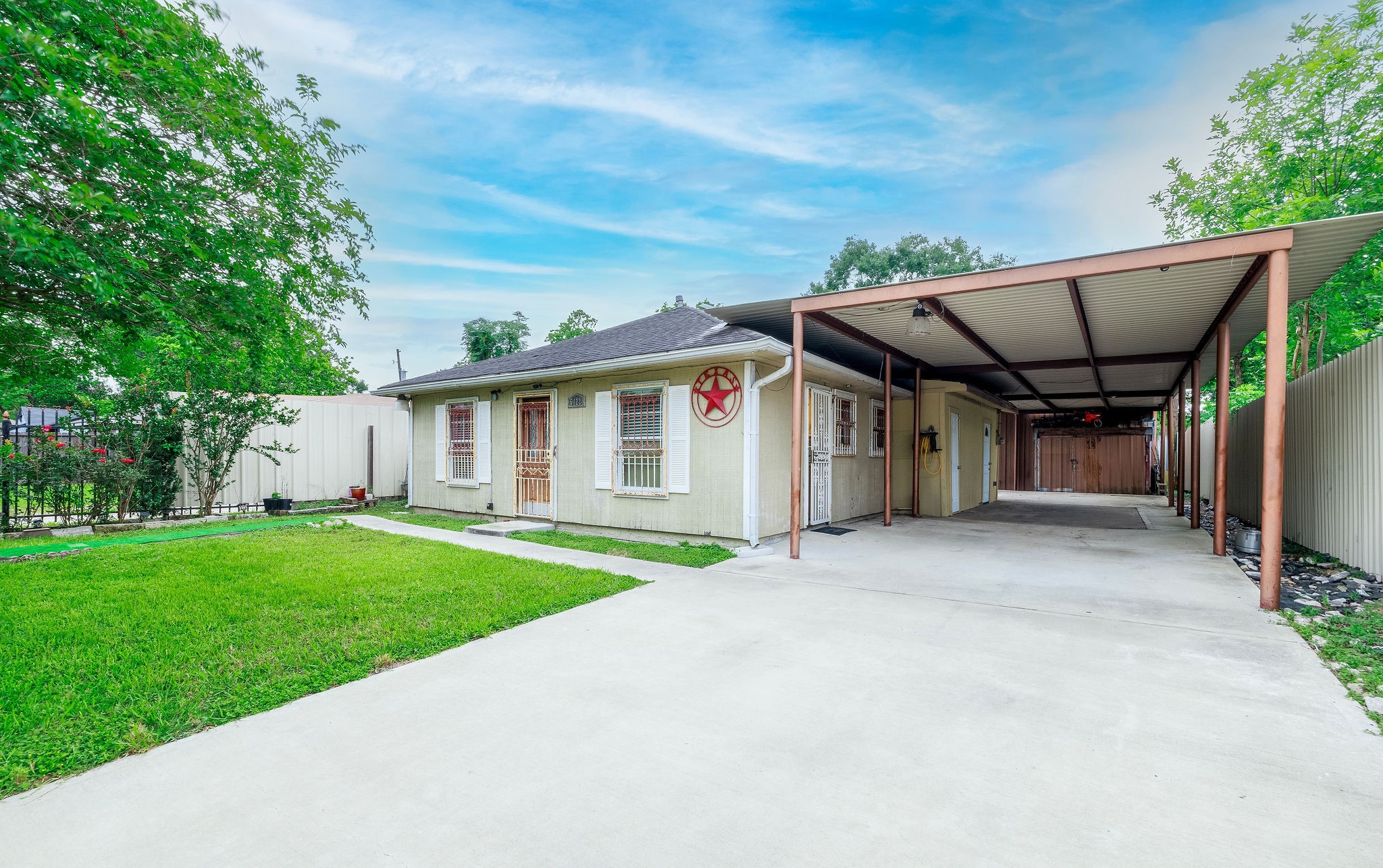 5422 Rapido Road Houston TX 77033