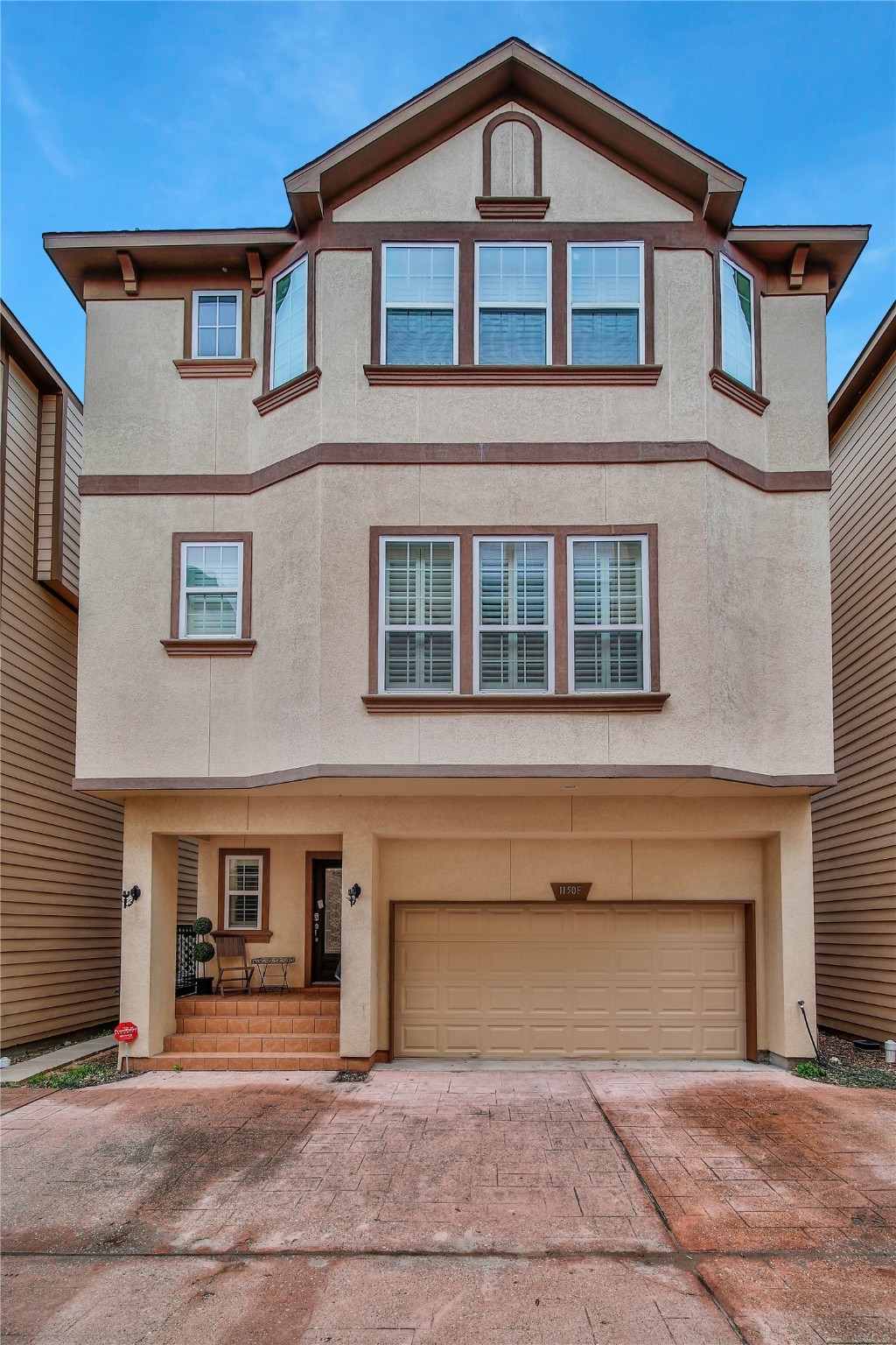 1150 W 22nd Street F Houston TX 77008