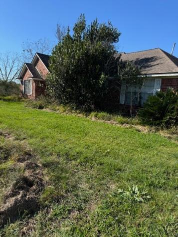 6042 County Road 392 Alvin TX 77511