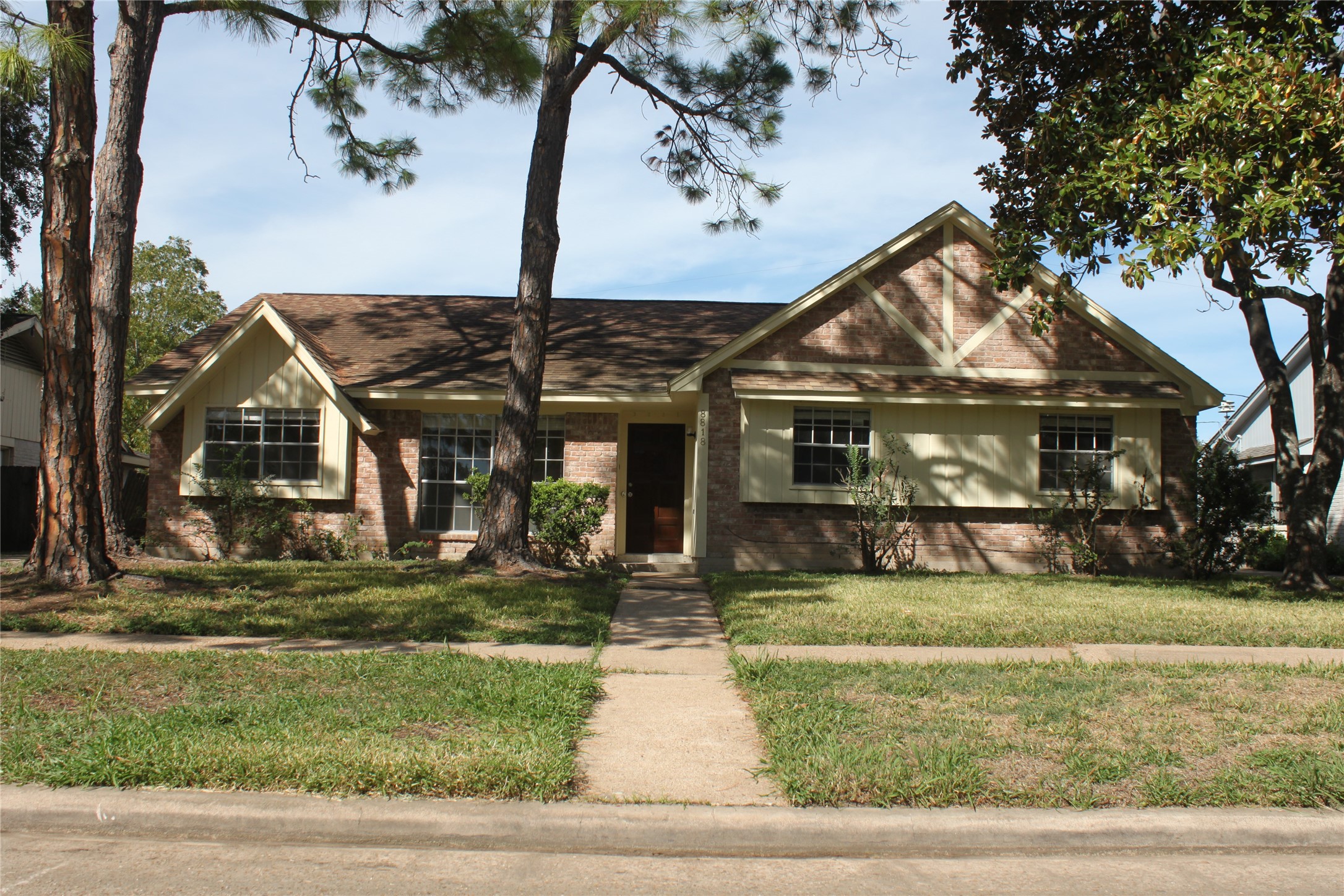 8818 Concho Street Houston TX 77036