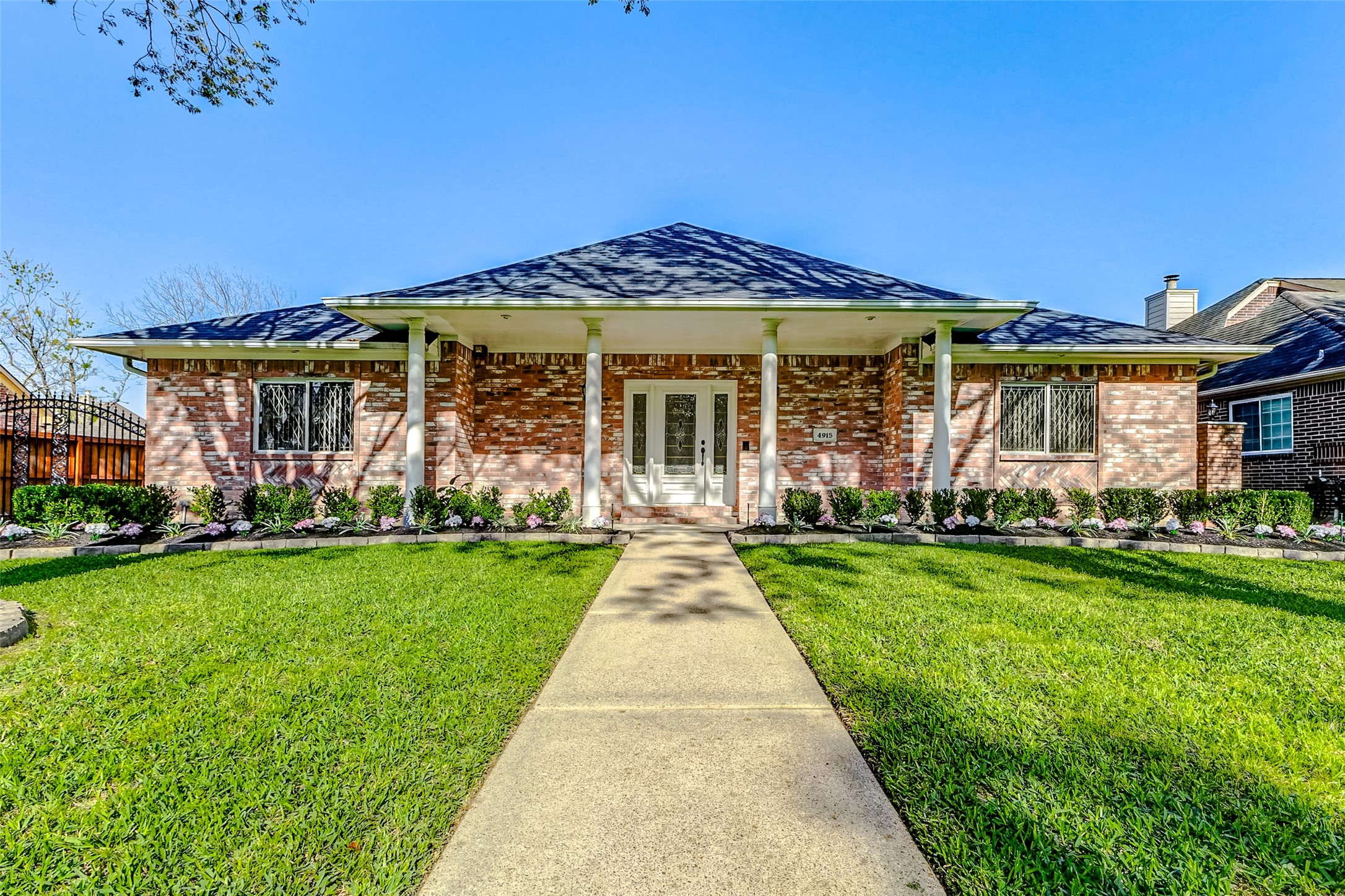 4915 Baywood Drive Pasadena TX 77505