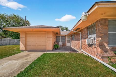 5658 Berry Creek Drive Houston TX 77017