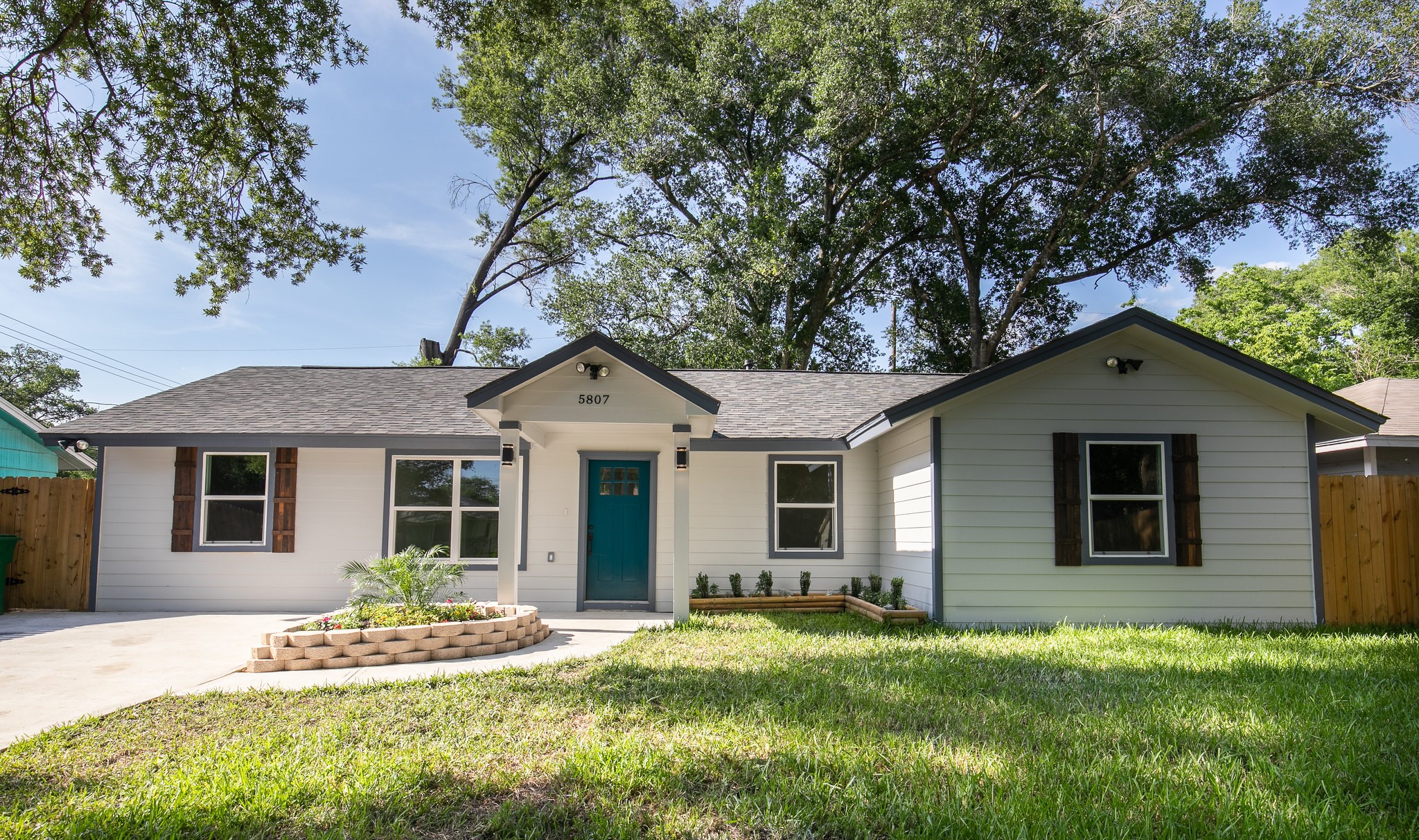5807 Belmark Street Houston TX 77033
