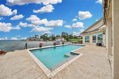 469 Edgewood Drive Montgomery TX 77356