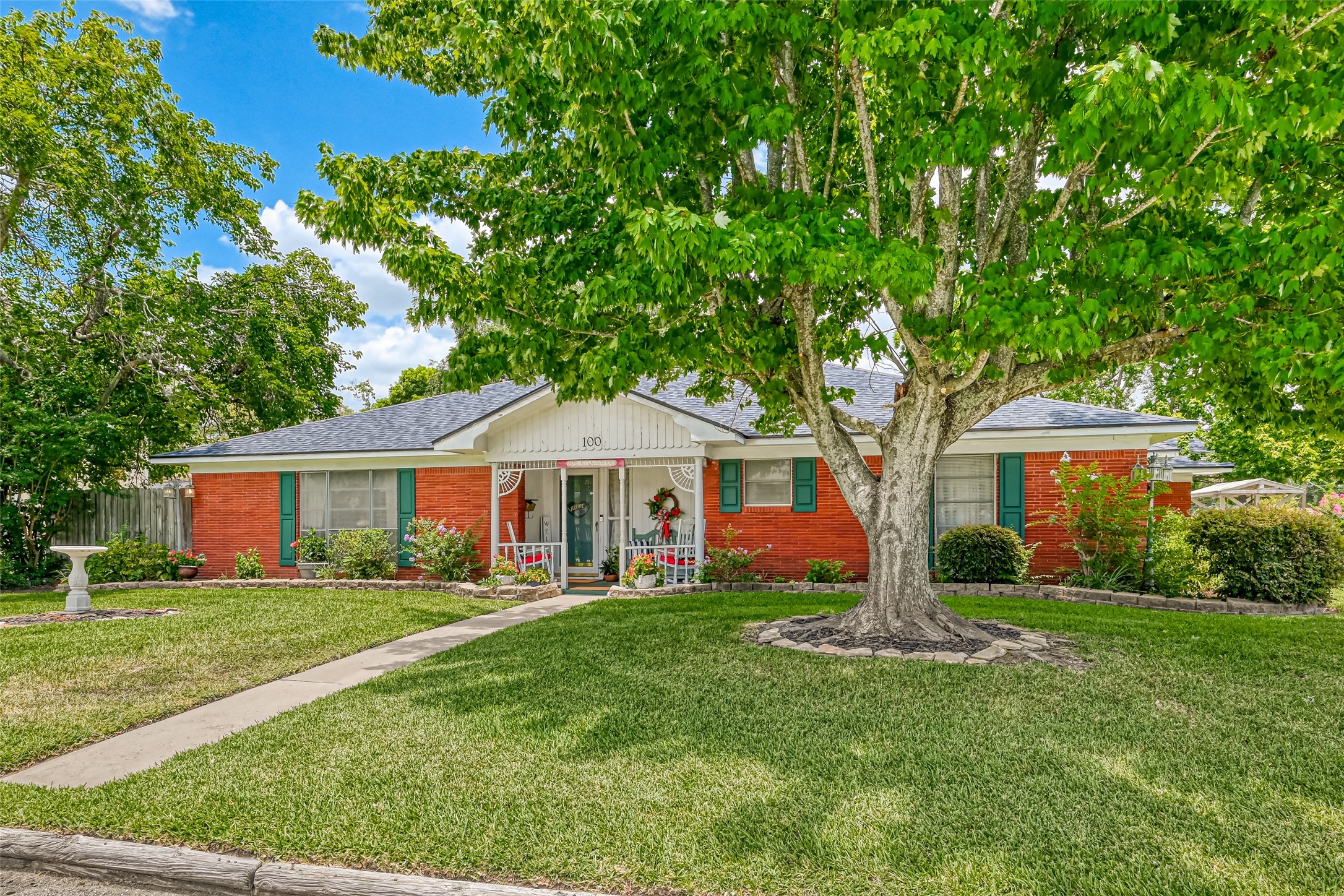 100 Marian Street Baytown TX 77520