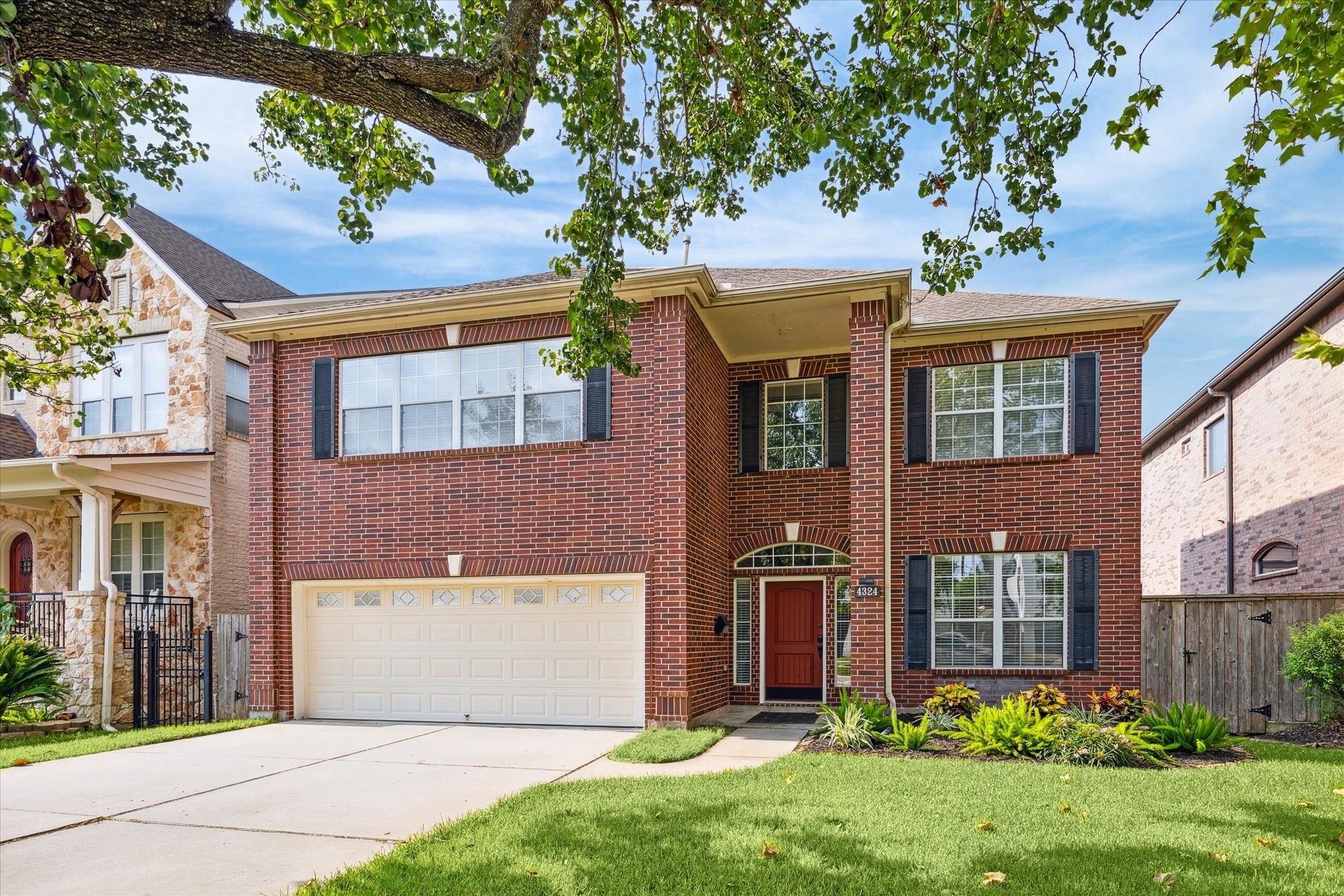 4324 Lafayette Street Bellaire TX 77401