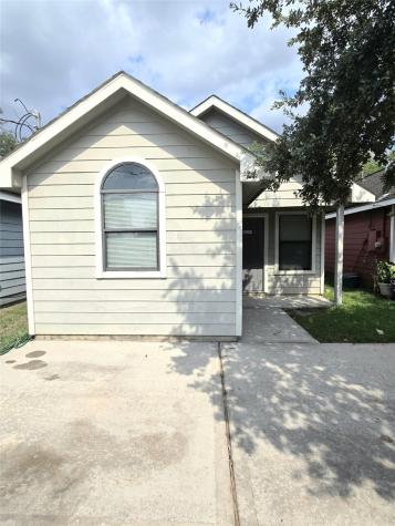 2112 Davis Street Houston TX 77026