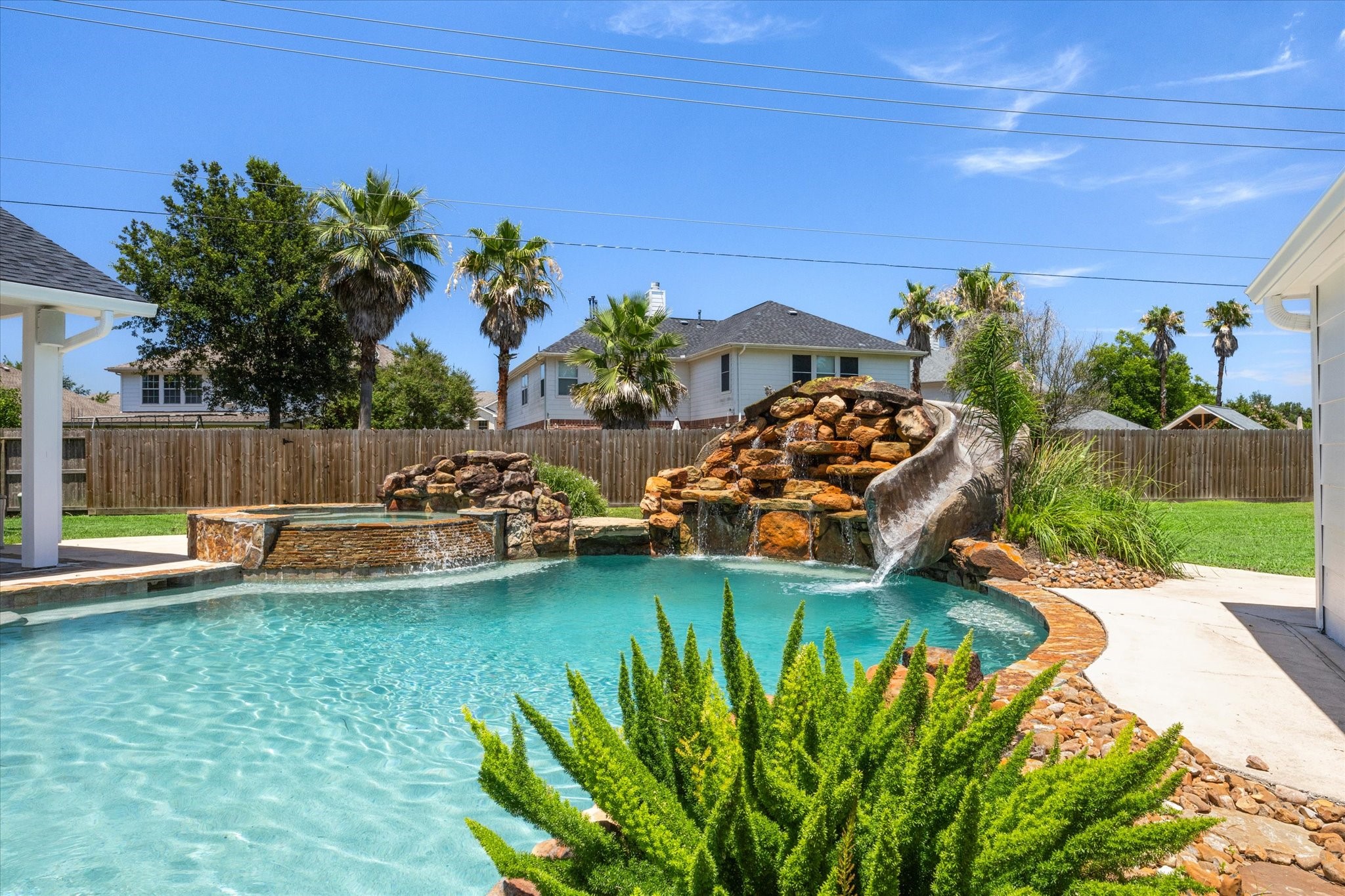 5003 Royal Parkway Friendswood TX 77546