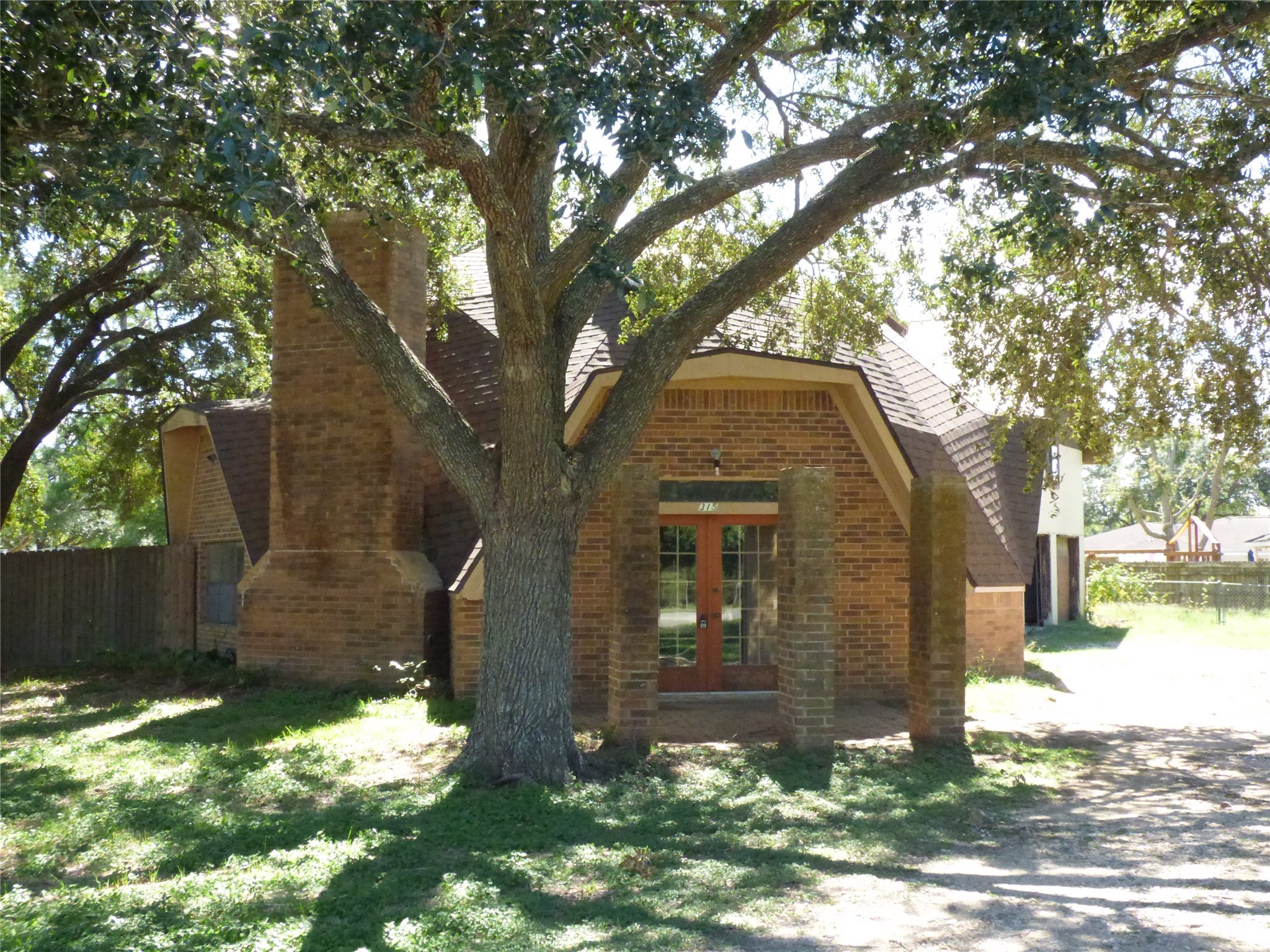 315 W Waverly Avenue Eagle Lake TX 77434