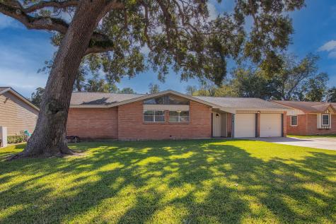 128 Mulberry Street Lake Jackson TX 77566