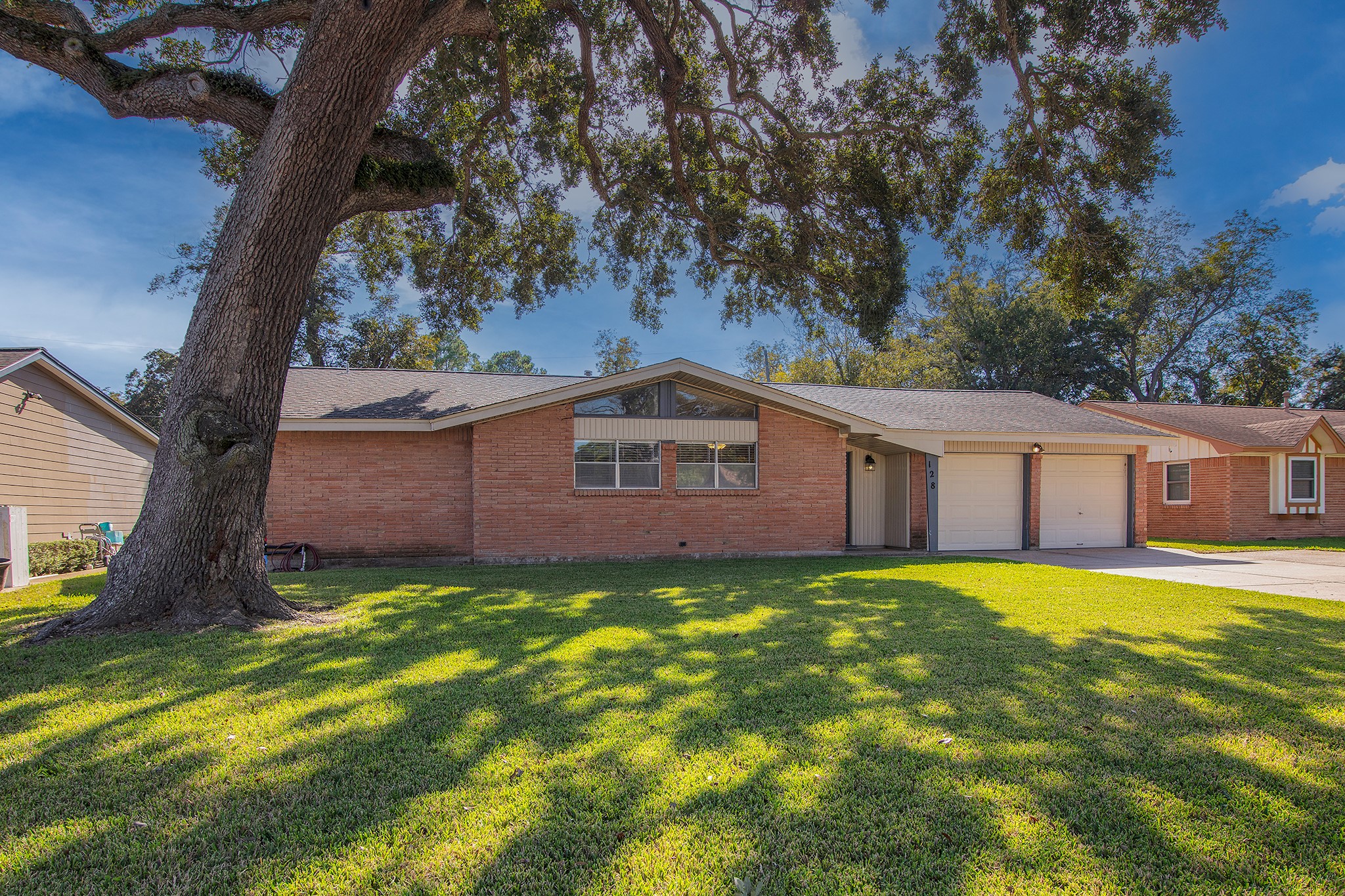 128 Mulberry Street Lake Jackson TX 77566