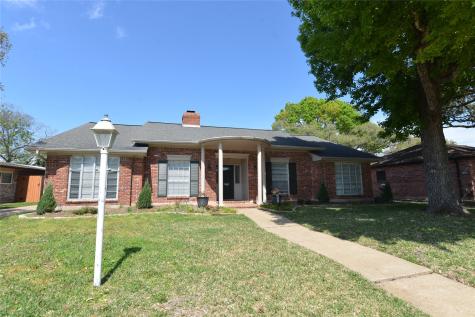 18223 Nassau Bay Drive Houston TX 77058