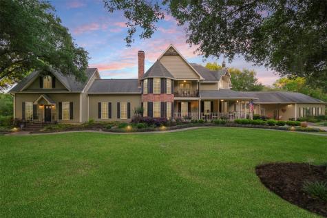 6802 Oak Knoll Drive Richmond TX 77406