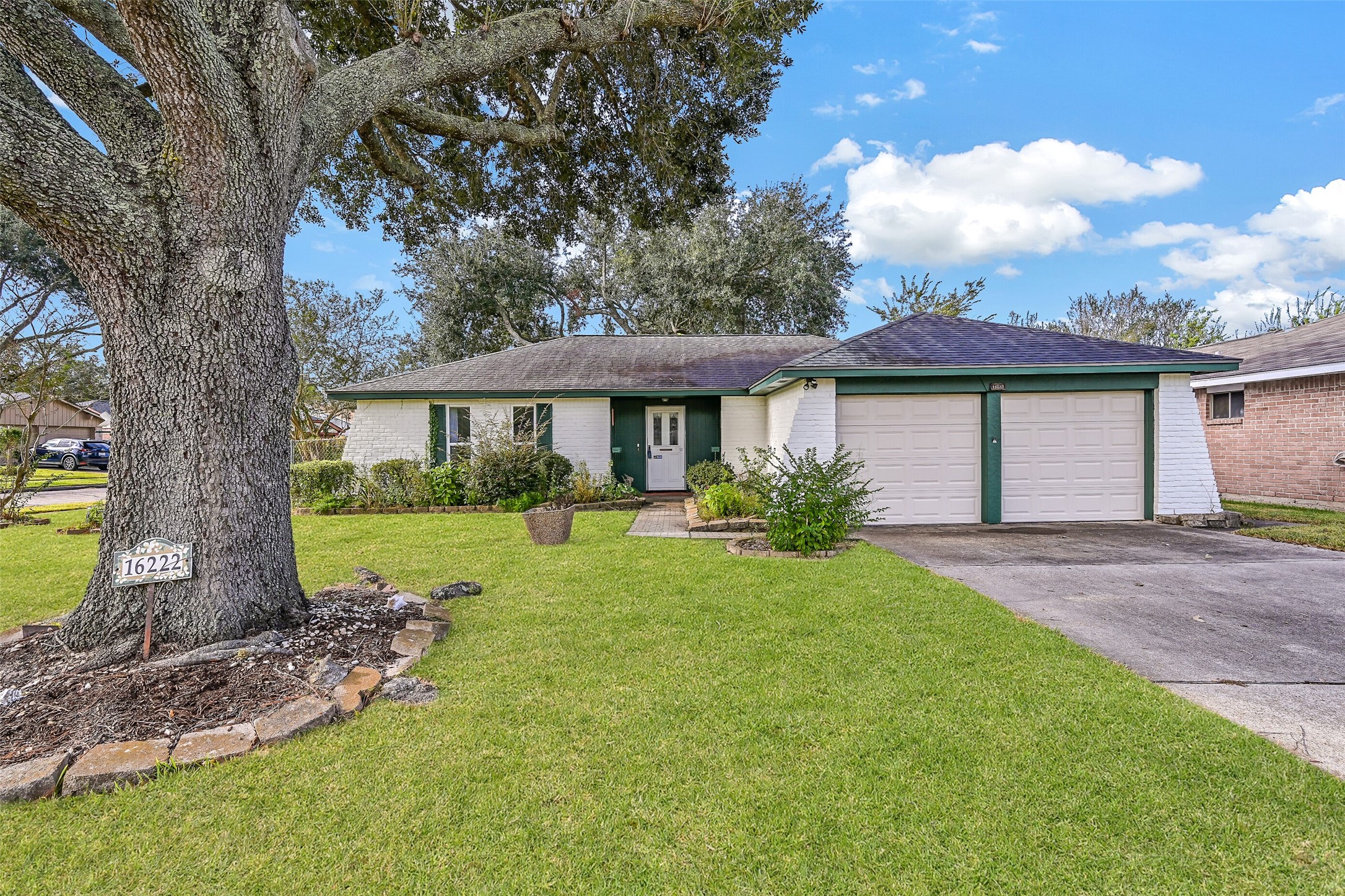 16222 Forest Bend Avenue Friendswood TX 77546