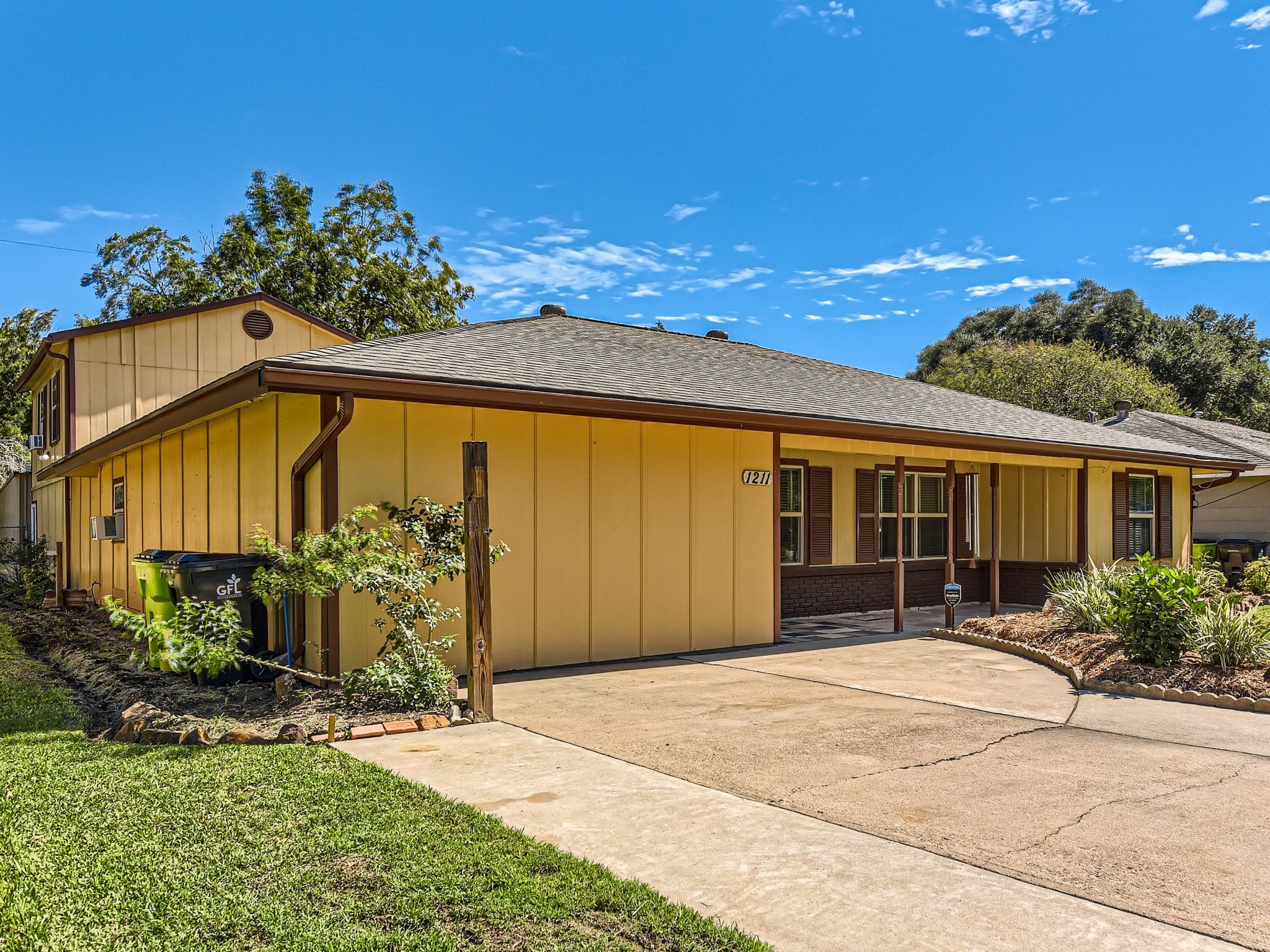 1211 Frost Street Rosenberg TX 77471