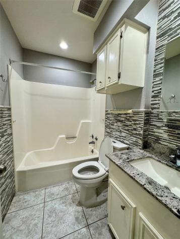 1310 Sudbury Drive Pasadena TX 77504