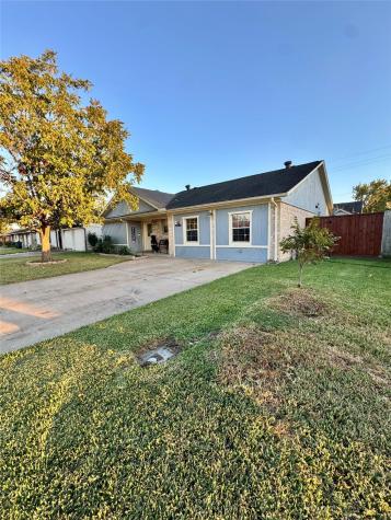 1310 Sudbury Drive Pasadena TX 77504