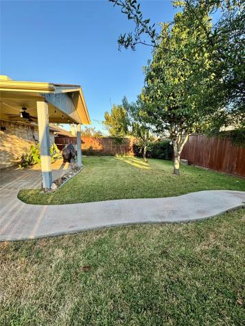 1310 Sudbury Drive Pasadena TX 77504