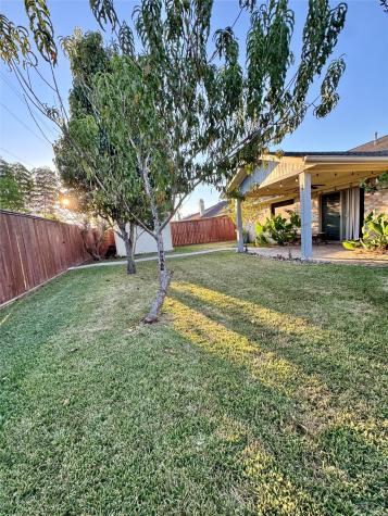 1310 Sudbury Drive Pasadena TX 77504