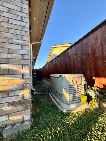 1310 Sudbury Drive Pasadena TX 77504