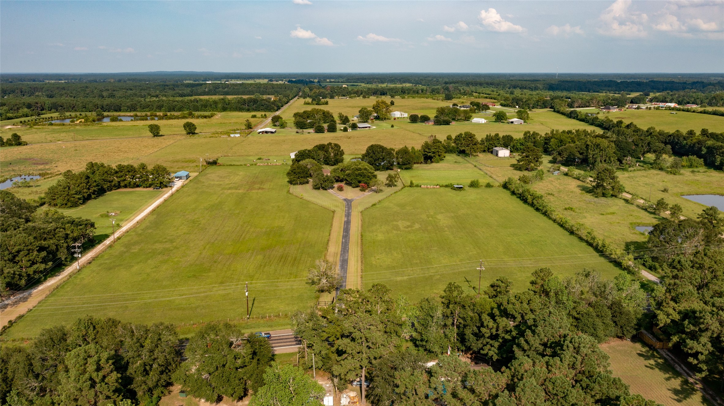 20388 Highway 321 Cleveland TX 77327