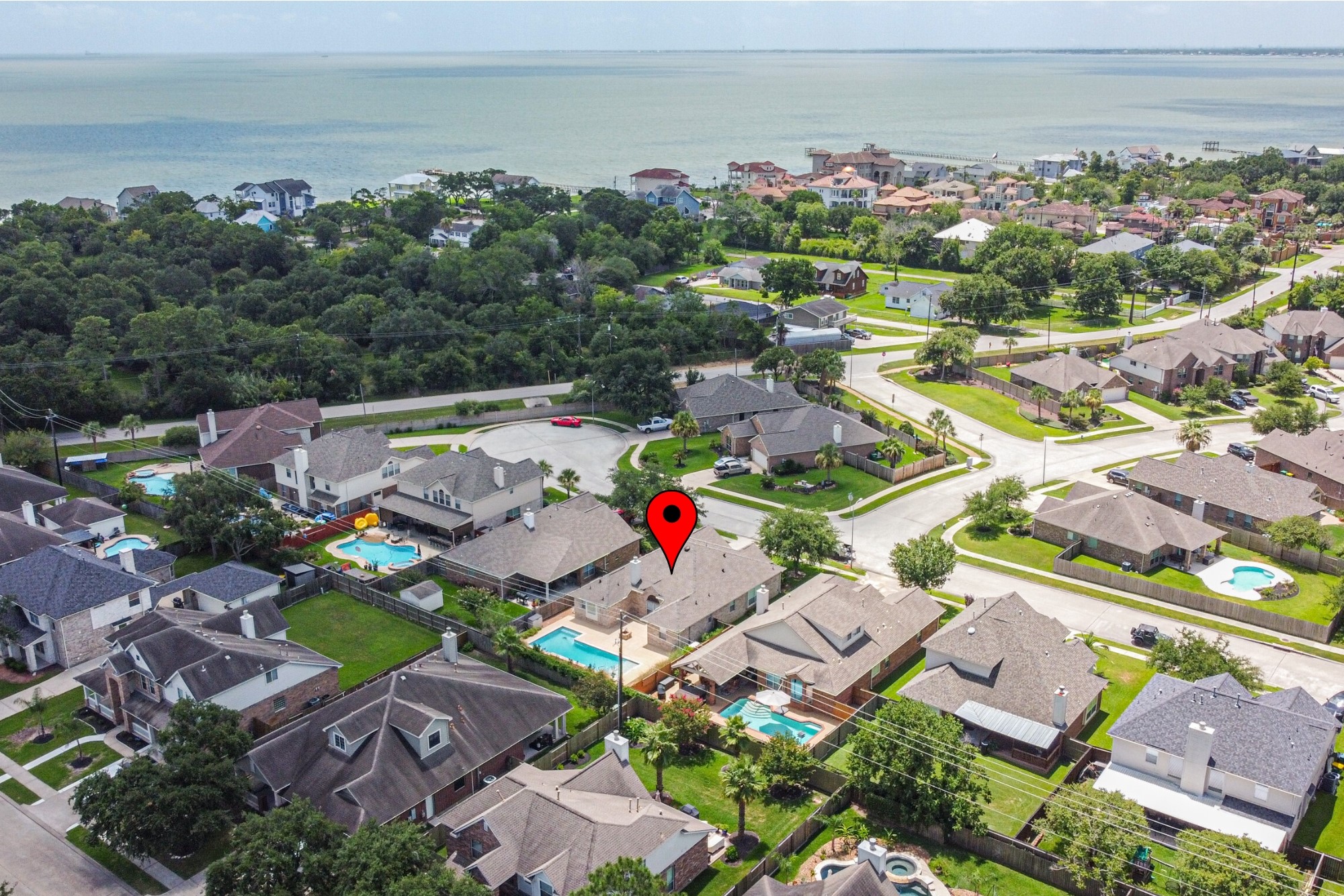 925 Autumn Brook Street Seabrook TX 77586