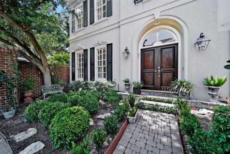 1236 Ripple Creek Drive Houston TX 77057