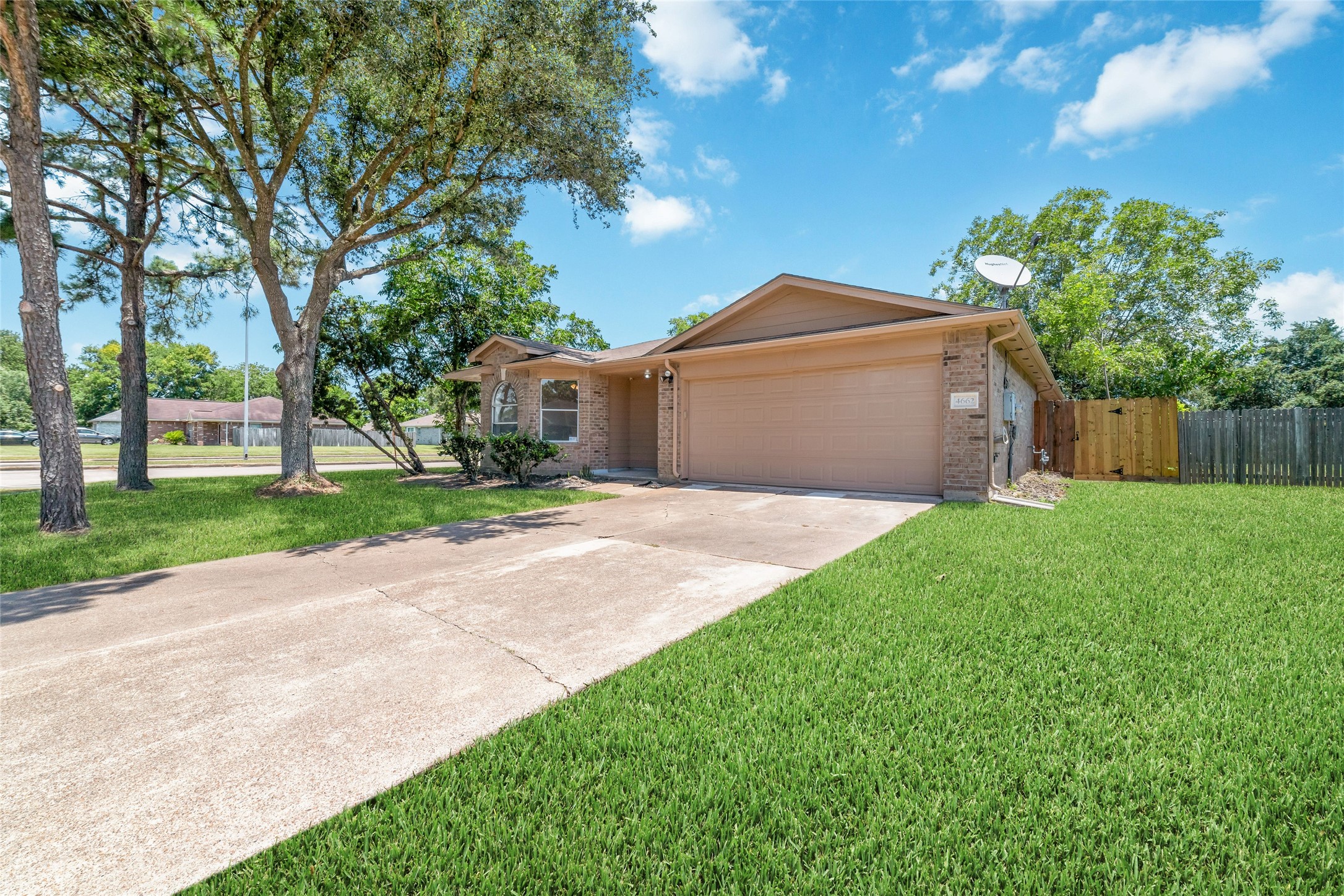 4662 Ridgerod Lane Houston TX 77053