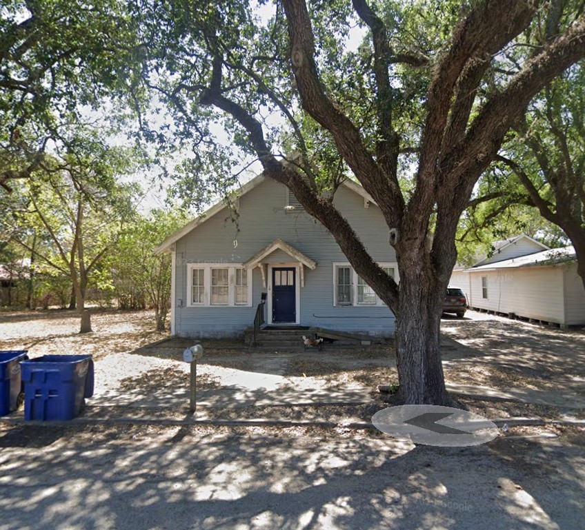 610 N Walnut Avenue Eagle Lake TX 77434
