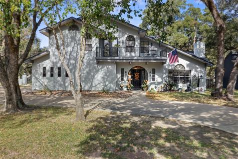 104 N Hickory Lane Columbus TX 78934
