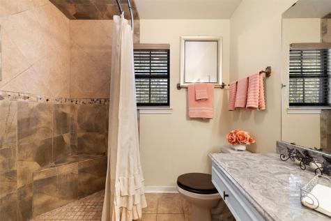 104 N Hickory Lane Columbus TX 78934