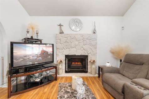 104 N Hickory Lane Columbus TX 78934
