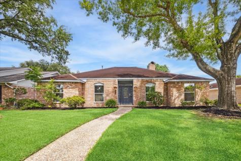 10827 Paulwood Drive Houston TX 77071