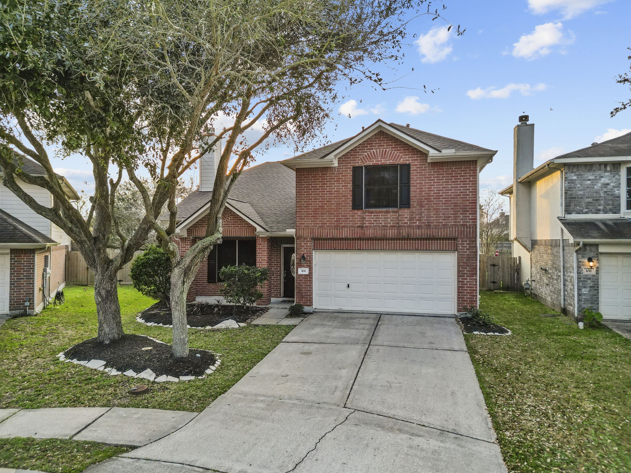 108 Glade Bridge Court Dickinson TX 77539