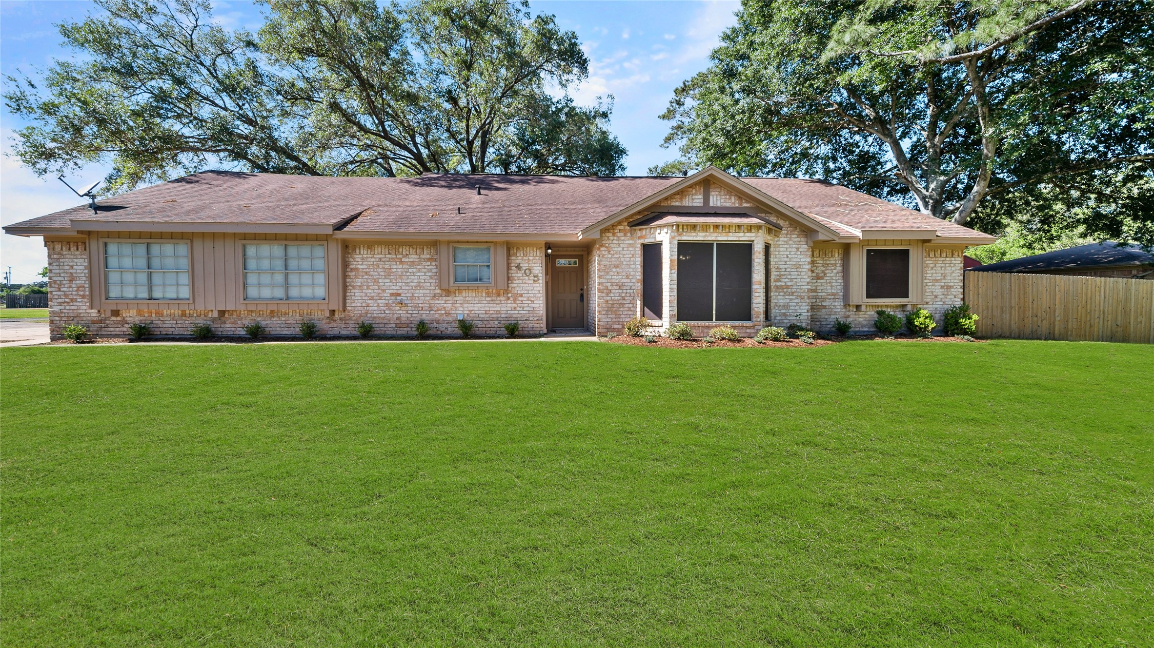 405 Bowman Drive Alvin TX 77511
