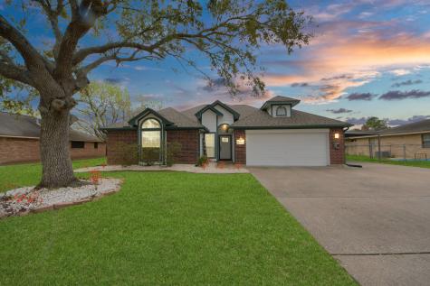 2410 Lily Lane Highlands TX 77562