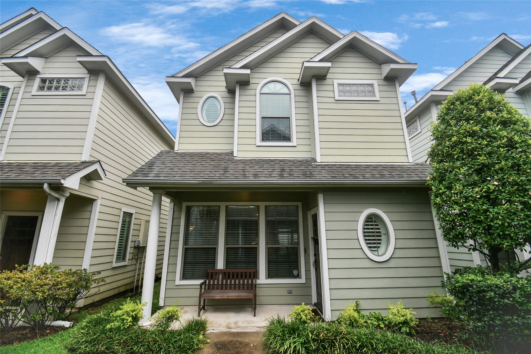 1811 Woodbend Village Court Houston TX 77055