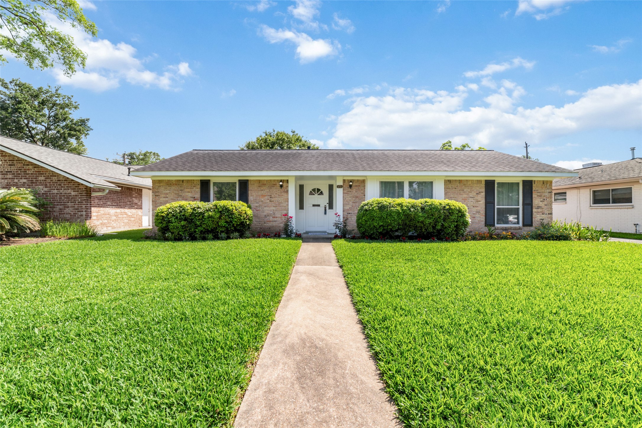 5731 Cheltenham Drive Houston TX 77096