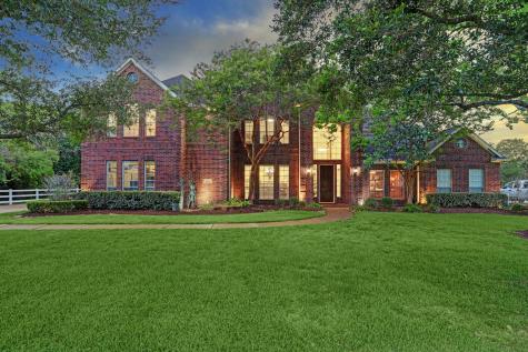 6233 Ravenwood Drive Pearland TX 77584