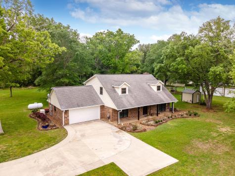 595 County Road 6510 Dayton TX 77535