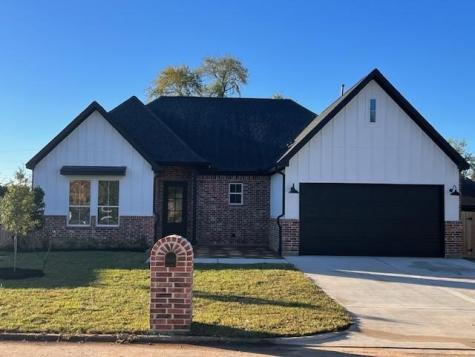 5129 Greenwater Drive Willis TX 77318